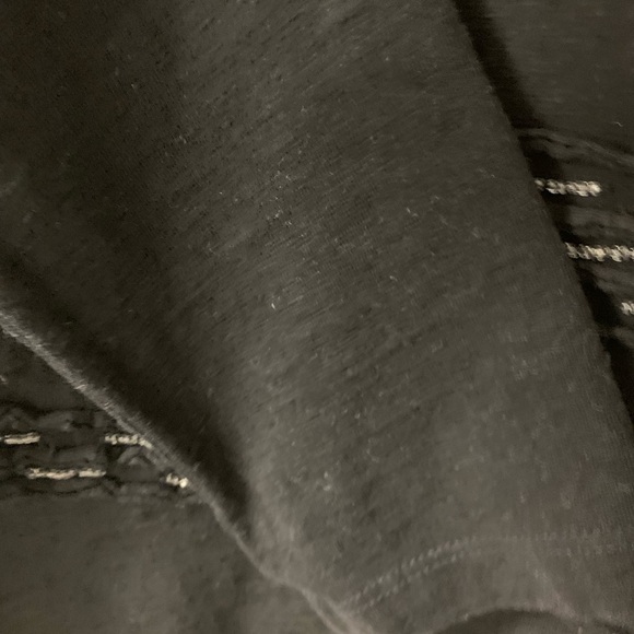 Chico"s black Zenergy long sleeve tee shirt. SZ 1. - Picture 4 of 6